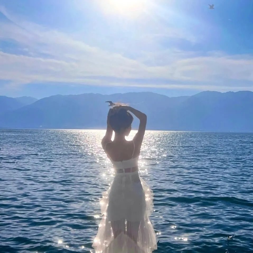 醉袖迎风受落花